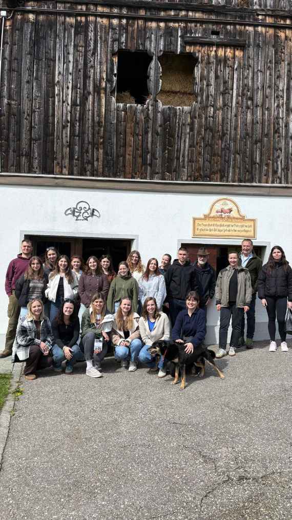 Von Schafbetrieb bis Eselpark - 5IUM