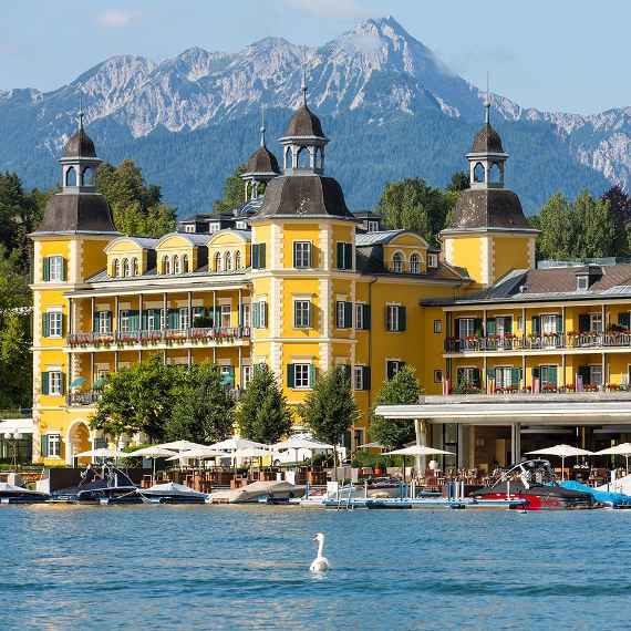 Schlosshotel Velden