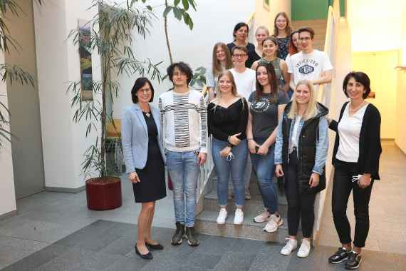 Gruppenfoto in der Landwirtschaftskammer