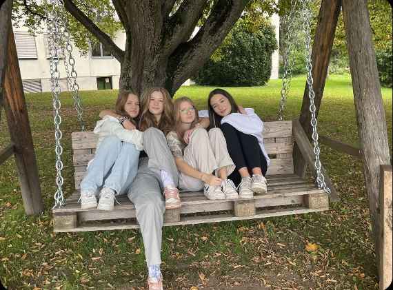 Schülerinnen der I. Jahrgänge beim Welcome Day der HBLA Pitzelstätten