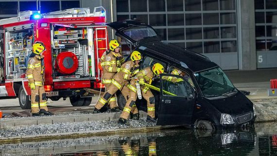 Autobergung bei der Show "Feuer und Flamme"