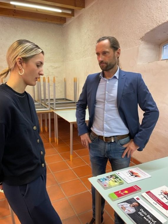 Berufs- und Studieninformationsmöglichkeiten für Pitzelstättner Schülerinnen und Schüler