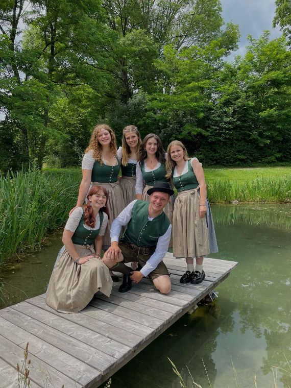 Abschlussklassen 2025 Tracht