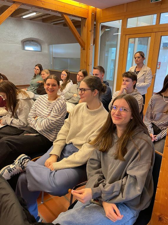 Get a Job der 4. Jahrgänge