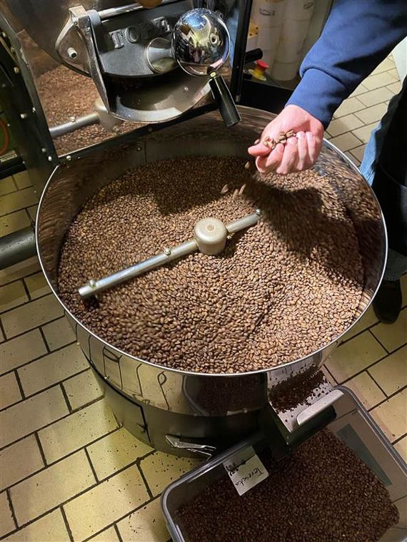 3ium Exkursion zur Kaffeerösterei