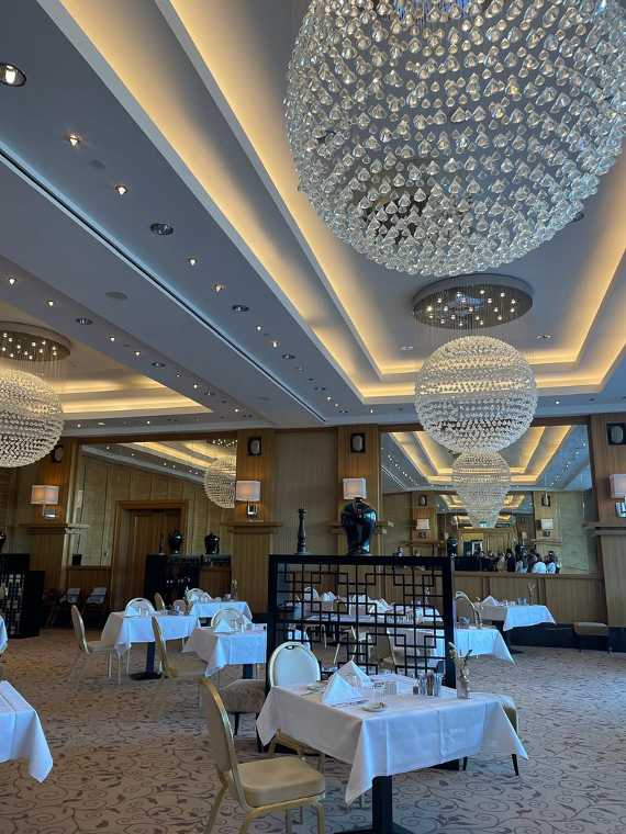 Exkursion zum Schlosshotel Velden