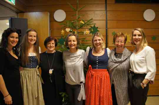 Weihnachtsfeier mit Schülern und Lehrern an der HBLA Pitzelstätten