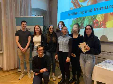 Schülerinnen und Schüler beim Tag der gesunden Ernährung