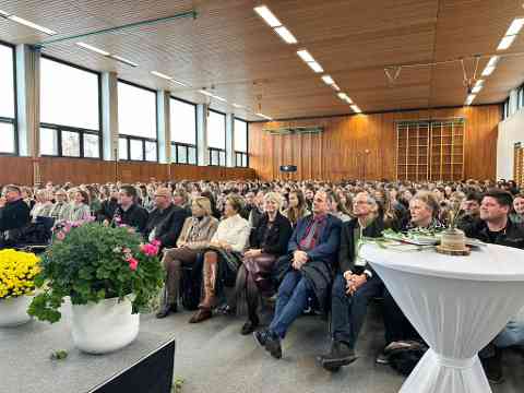 2. Jugendagrarsymposium an der HBLA Pitzelstätten im Spannungsfeld neuer Pflanzenzuchttechniken