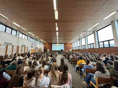 2. Jugendagrarsymposium an der HBLA Pitzelstätten im Spannungsfeld neuer Pflanzenzuchttechniken