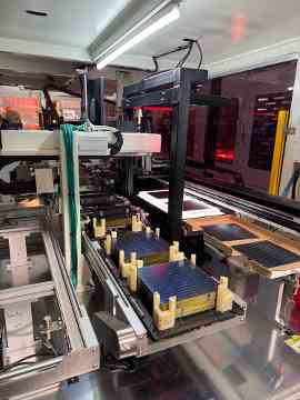 Exkursion des 2 AL zu PetraGlas und Sonnenkraft GmbH