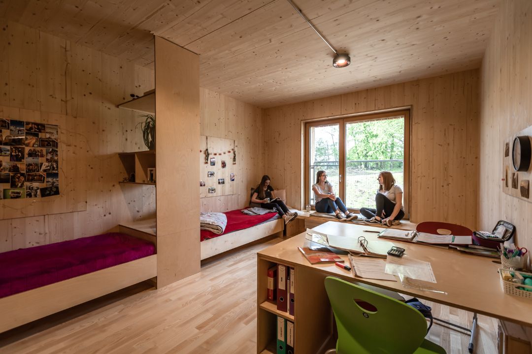 Pitzheim Schülerinnen und Schüler im Schülerheim, den sogenannten Pitzheim
